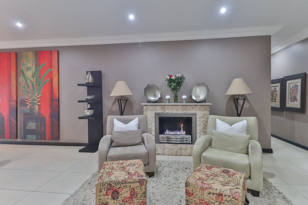 The Pecan Lake Guesthouse Image